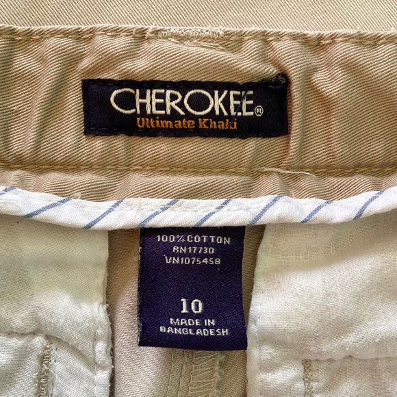 Boy’s size 10 Cherokee khaki dress pants with adjustable waist - Picture 5 of 6